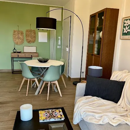 Apartment Diamond House